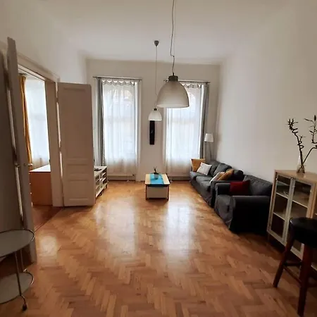 7th Heaven - Comfortable Downtown Apartament *
