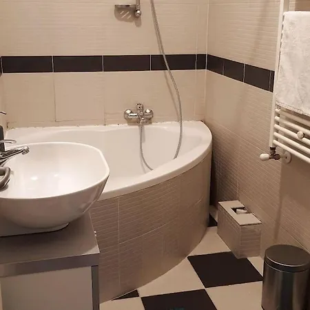 7th Heaven - Comfortable Downtown Apartament *